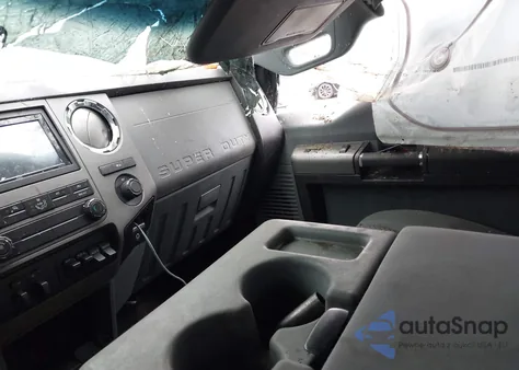 2011 Ford F-250 Xlt z USA, uszkodzony, nr VIN 1FT7W2BT3BEC06421